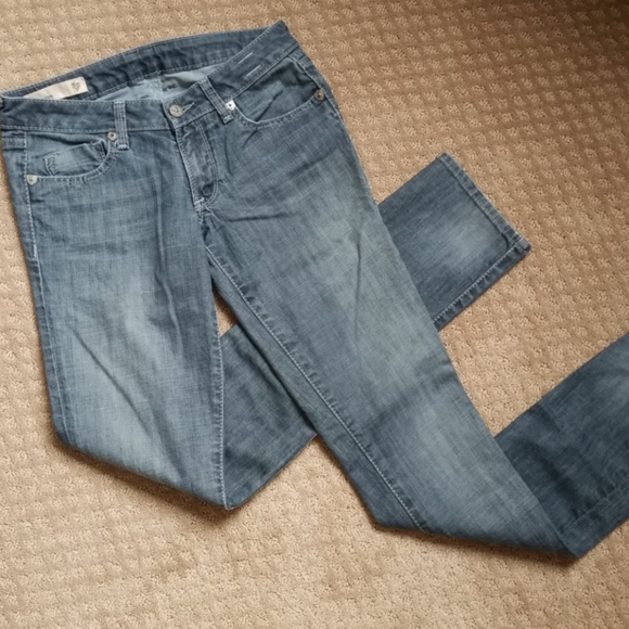 J Company Jeans - Picture 1 of 3